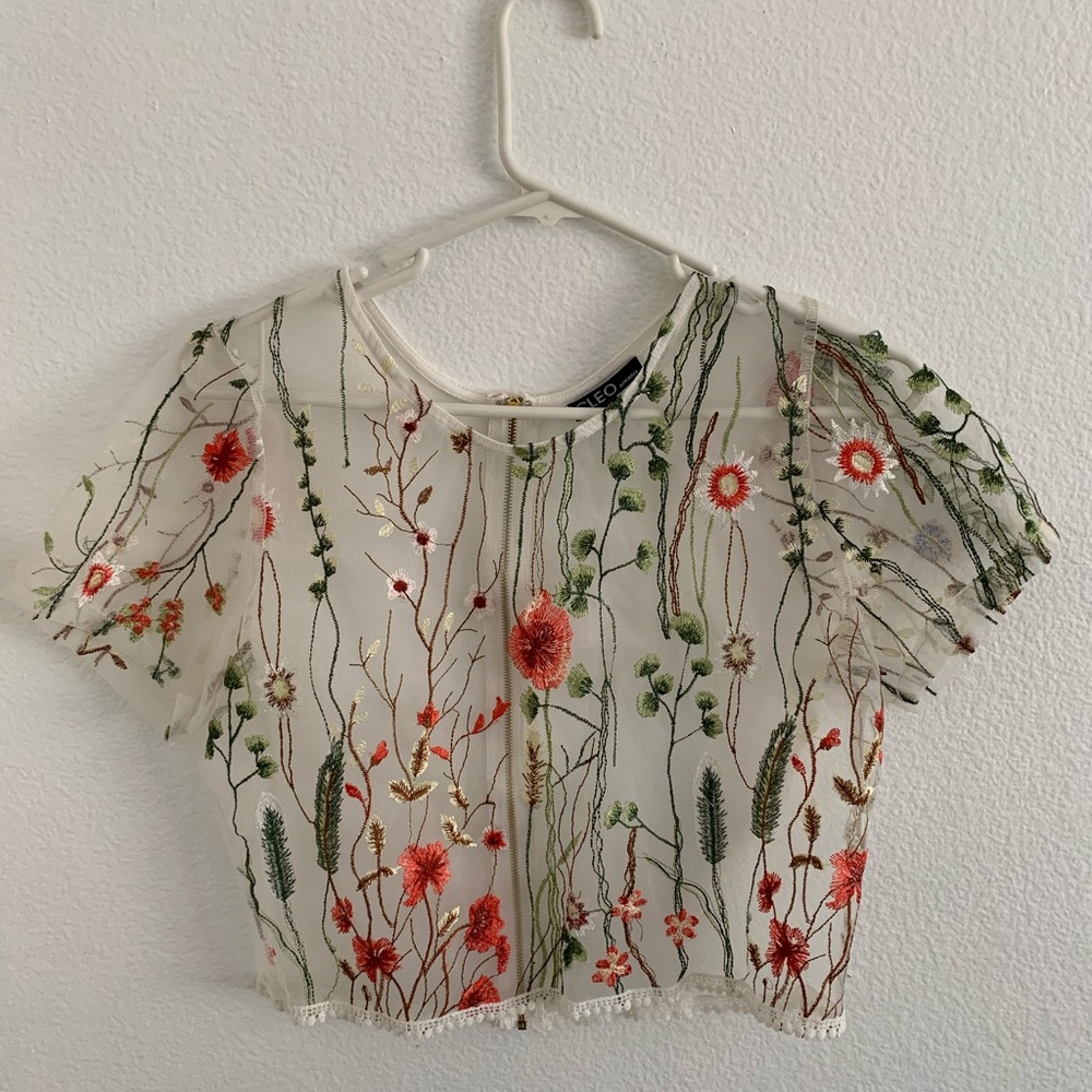 See through mid drift floral shirt